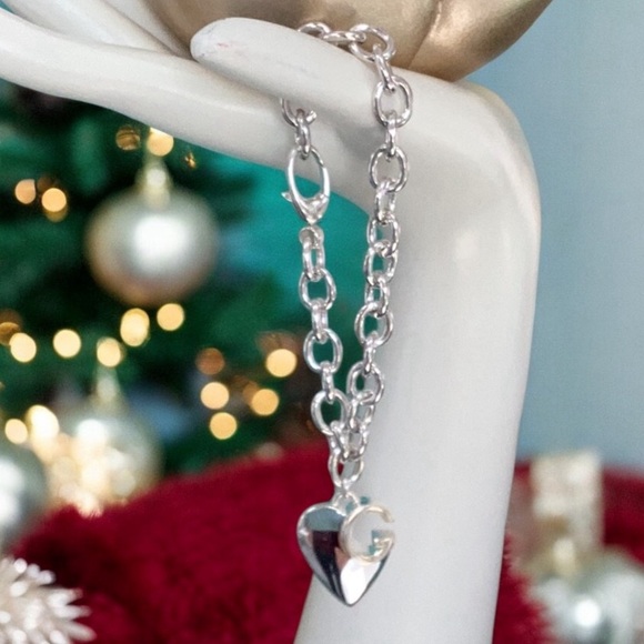 Gucci New Sterling Silver Heart Charm G Bracelet  With Original Gift Box 7.5-8 - Picture 2 of 11